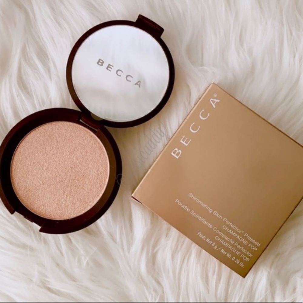 New Becca Champagne Pop Highlighter